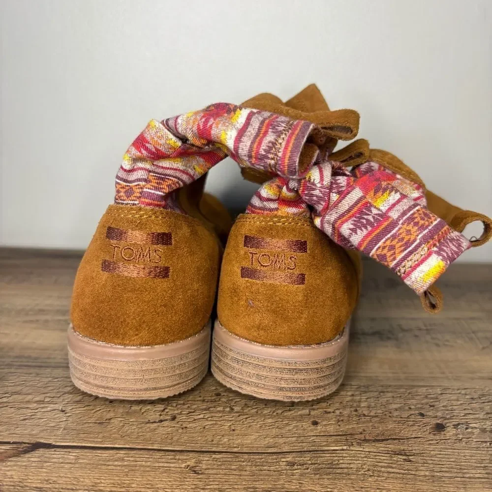 Toms Laurel Cinnamon Suede Ankle Boots Aztec Southwestern Print girls 4 preworn